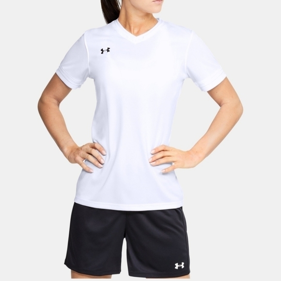 Under Armour Women's UA Maquina 2.0 Jersey - Picture 1 of 6